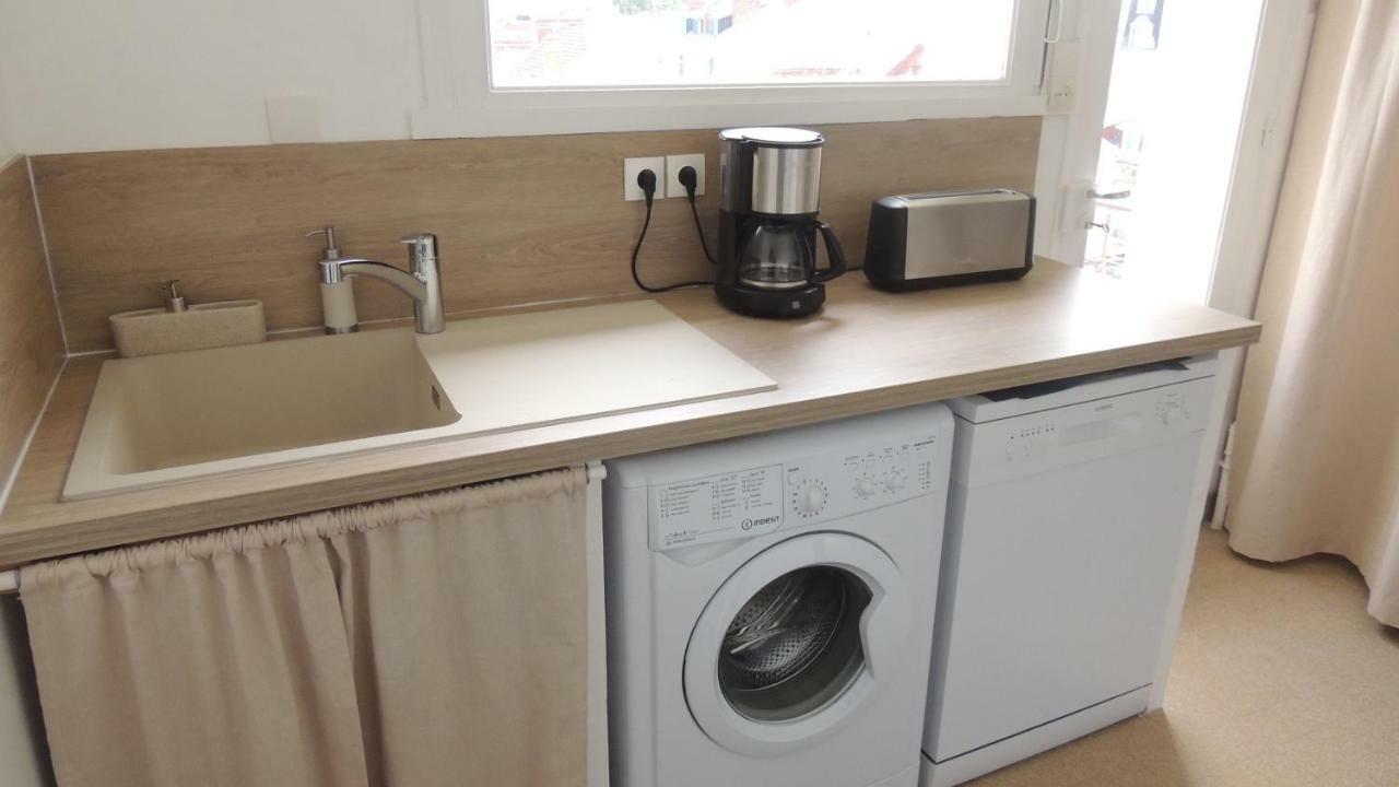 Appartement Avec Vue Panoramique Виши Екстериор снимка